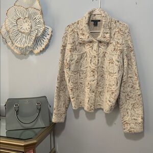 Tahari cream tan and baby blue fuzzy jacket size extra large